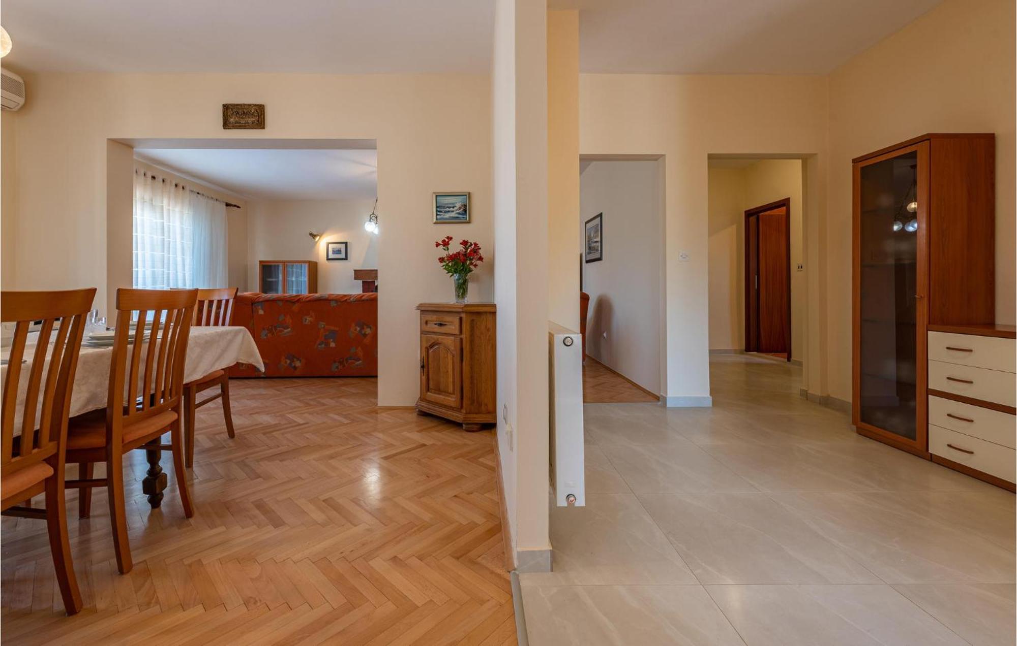 Cozy Apartment In Zadar With Wifi エクステリア 写真